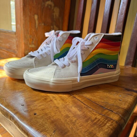 Vans White Rainbow Pride Sk8-Hi Top Skate Shoes Mens Size 6 Womens 7.5 - Picture 1 of 10